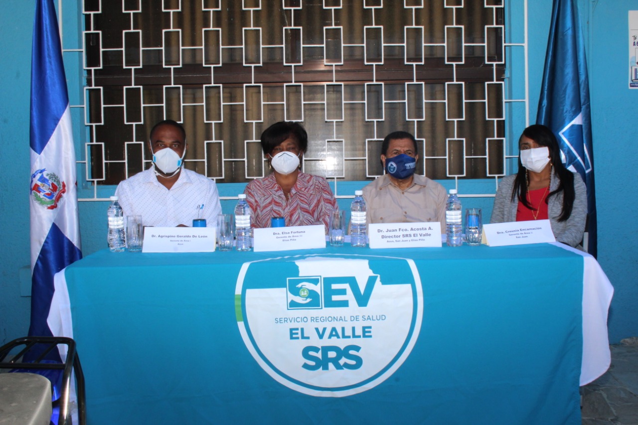 En este momento estás viendo Servicio Regional VI de Salud El Valle y DIGEPRES entregan  motocicletas a Gerentes de áreas de salud