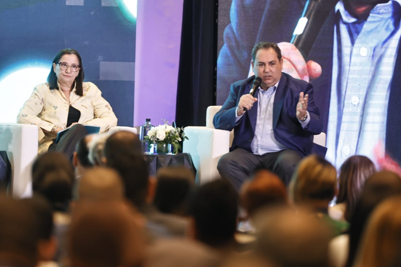 Director SNS destaca avances durante &laquo;2do Congreso Bienal Salud y Seguridad Social&raquo;