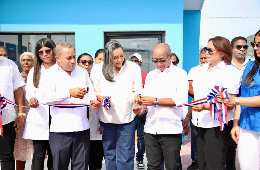 SRS El Valle inaugura Centro de Primer Nivel Monte Grande en Azua